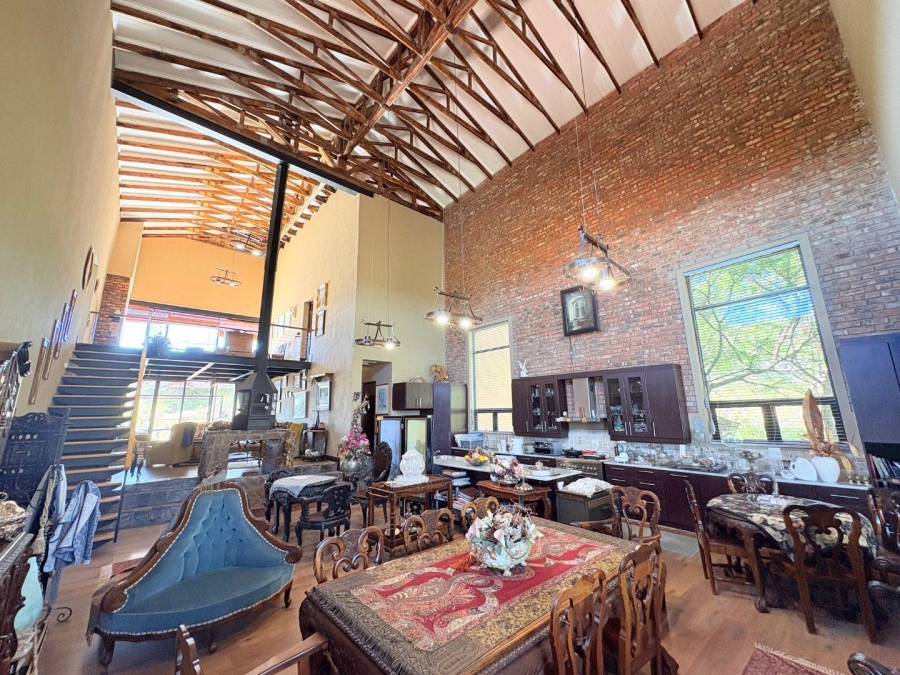 4 Bedroom Property for Sale in Woodland Hills Free State